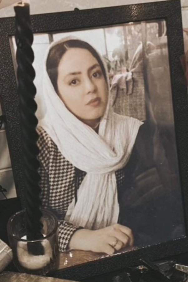 سپیده پاریزی