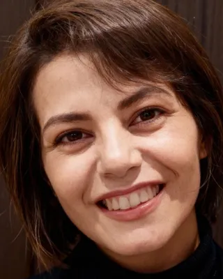 پریسا نقیبی