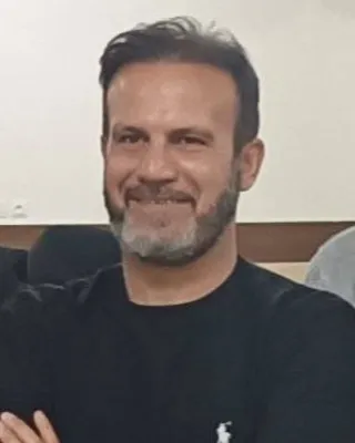 Hadi Zamani