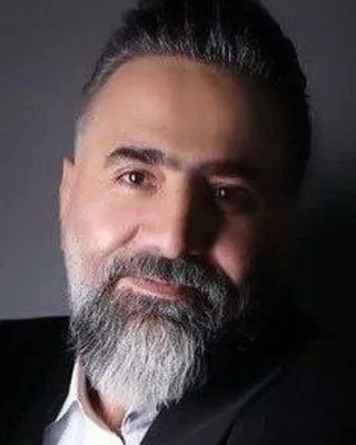 اصغر ولایتی