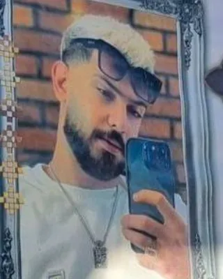 Arastou(Araz) Salimian