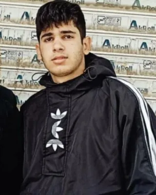 رضا قنبری
