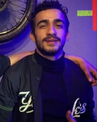 Mehrab Tahaghoghi Sarshouri