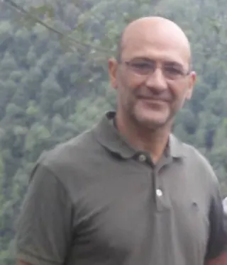 previous main portrait of VCE1A0CA
