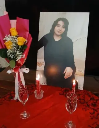 زهرا دادخواه