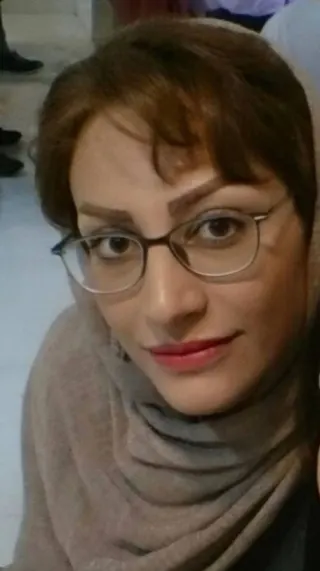 صالحه اکبری