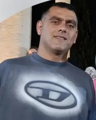 Abbas Arezou