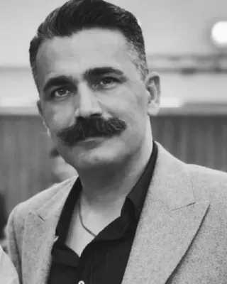 Siyavash Shirzad
