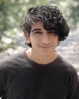 Taha Naderi