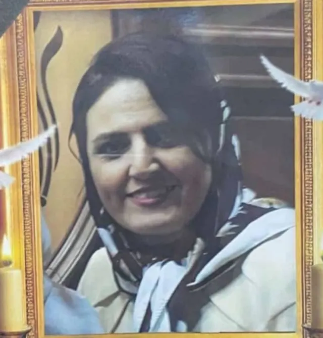 نازنین جنت‌نژاد
