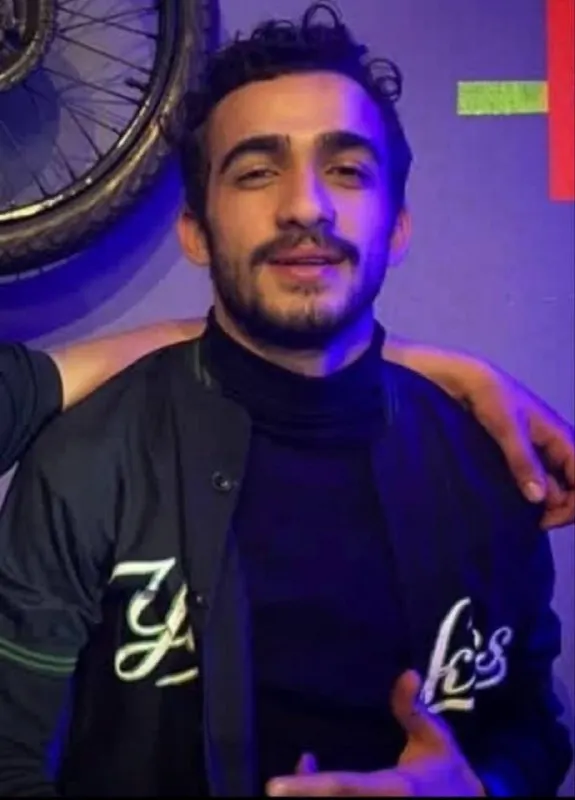 Mehrab Tahaghoghi Sarshouri