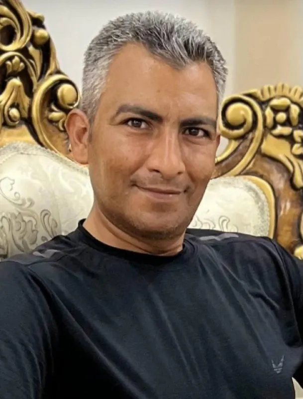 Davoud Mehdi Neshan Ghareh Ghiyeh