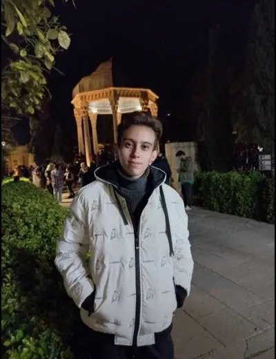 Parnian Dabiri Abkenari