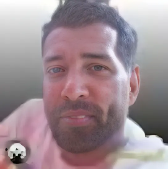 Armin Askari