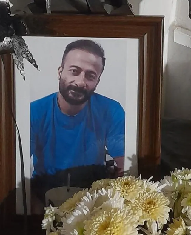 Behzad Hosseini Aghozbani