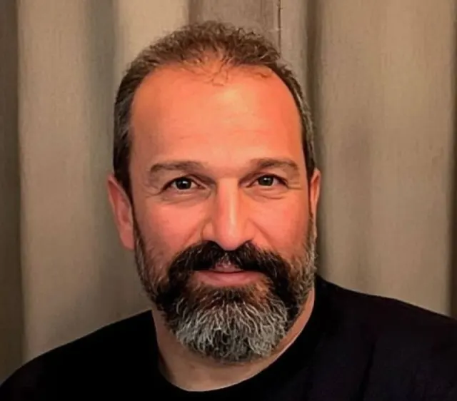 Hadi (Khosrow) Asadi Kenari